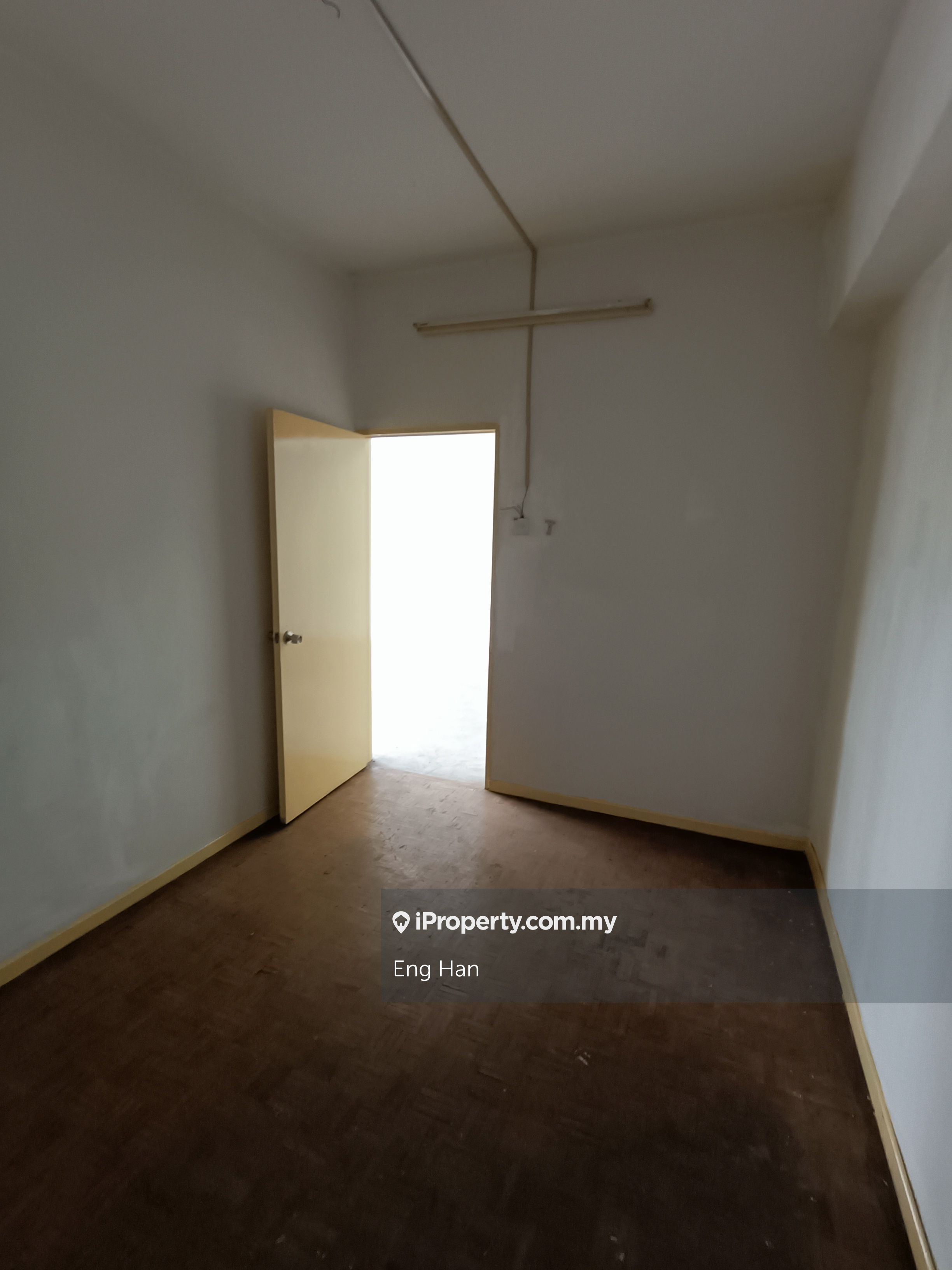 Glen Court Flat 2 bedrooms for sale in Bandar Sungai Long, Selangor