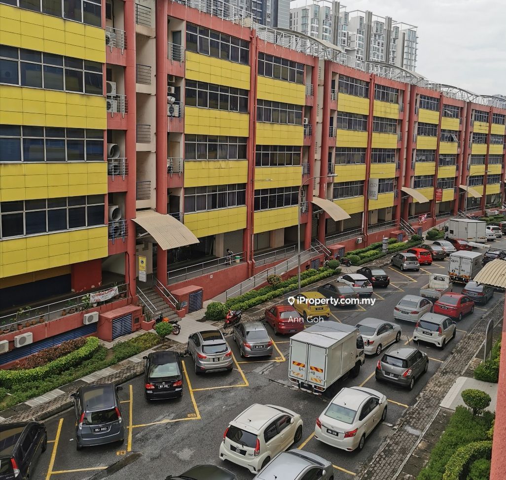 Desa Petaling Megan Salak Park Desa Petaling Shop For Rent Iproperty Com My