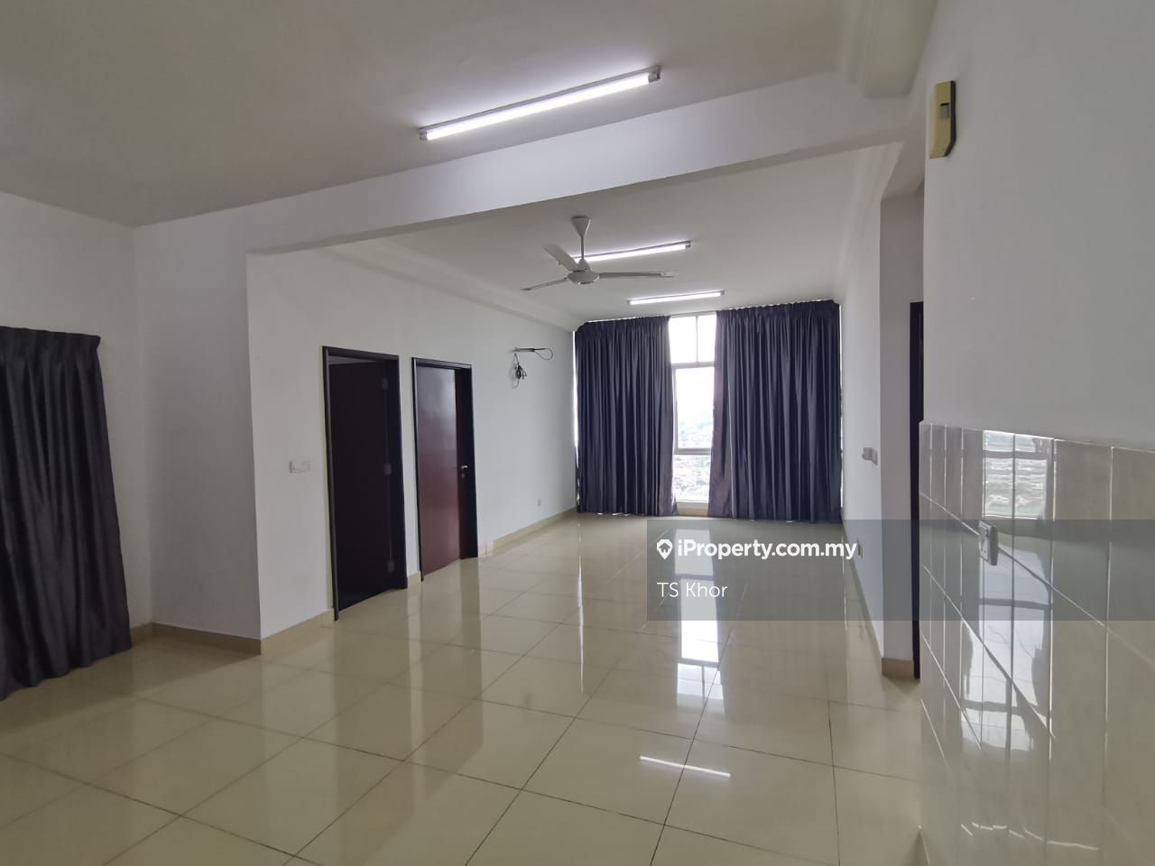 Boulevard Serviced Apartment, Taman City, Jalan Kuching