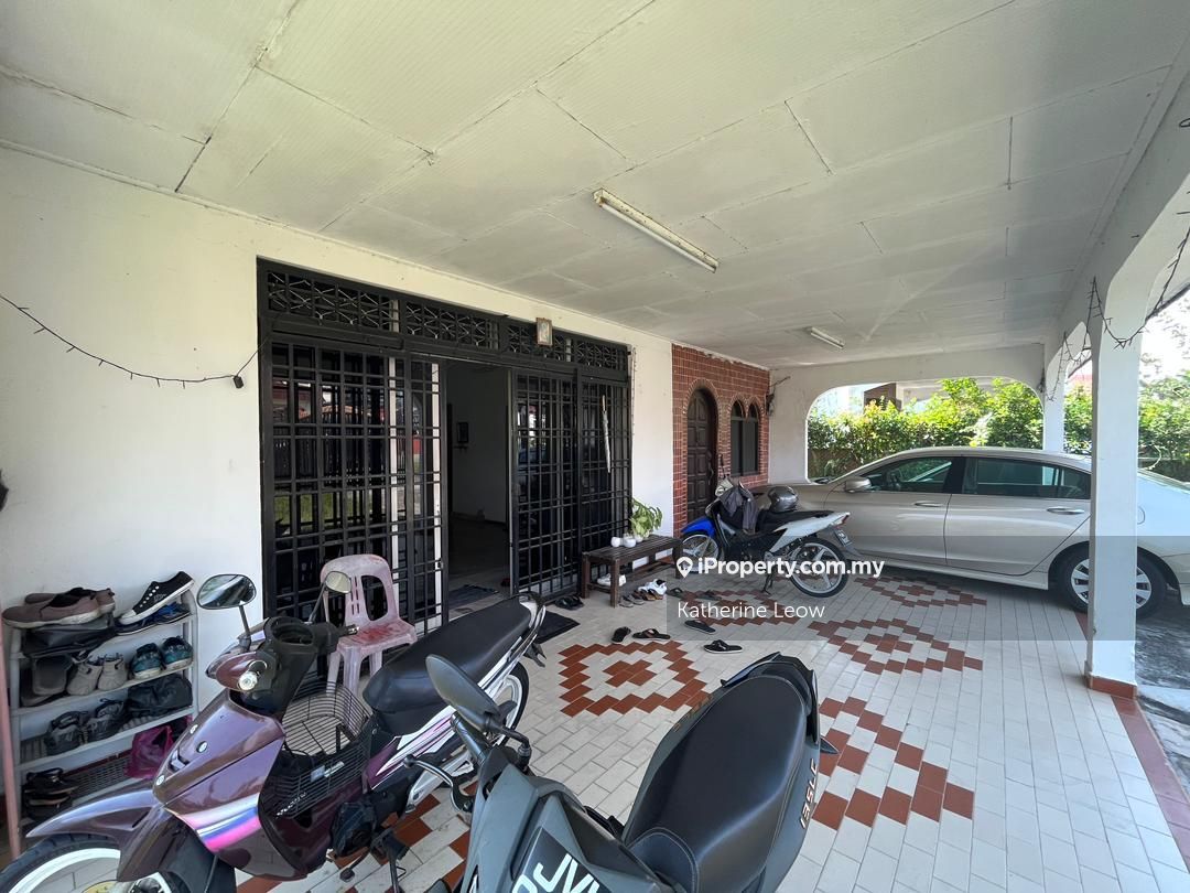 Taman Abad 2-Storey bungalow @ JB Town Near CIQ, Johor Bahru for sale ...