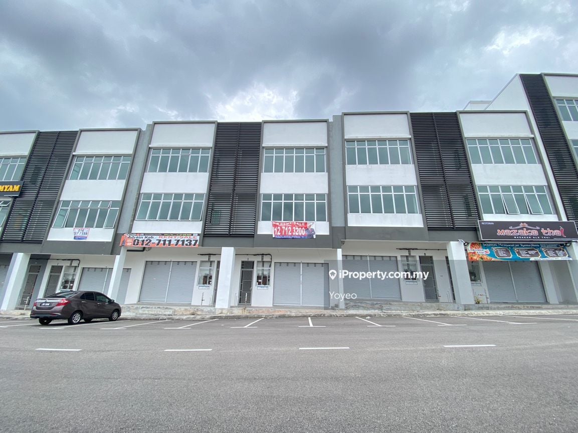 Taman Bukit Impian, Johor Bahru for rent - RM3900 | iProperty Malaysia