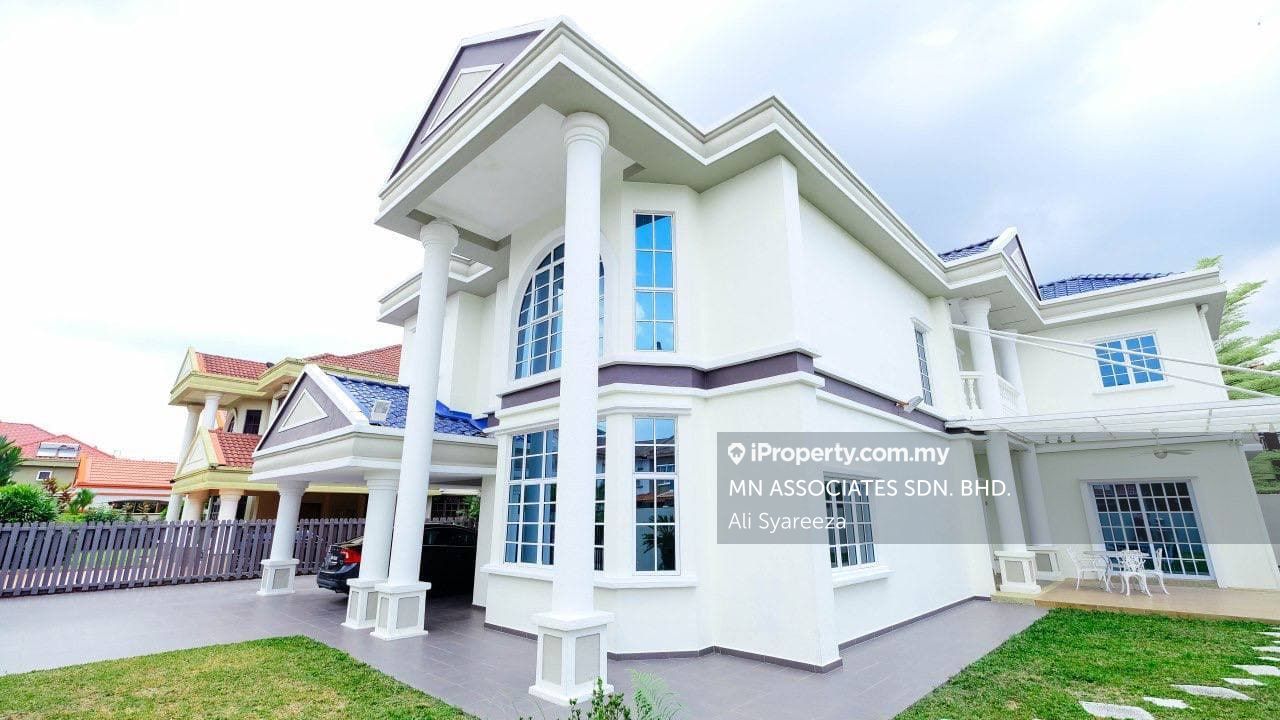 Klang Bandar Bukit Tinggi Corner Lot Bungalow 4 4 Bedrooms For Sale Iproperty Com My