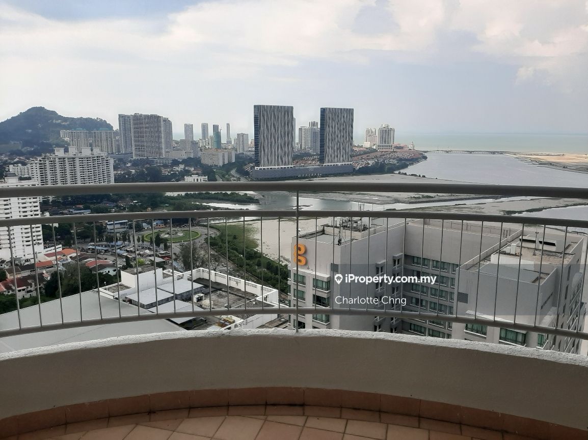 Gurney Park Condominium, Gurney