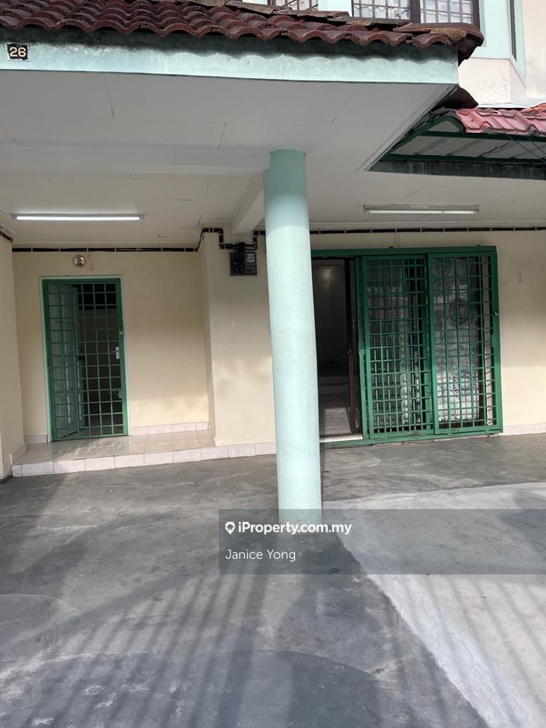 Taman Mount Austin Jalan Mutiara Emas 2, Johor Bahru 2sty Terrace/Link