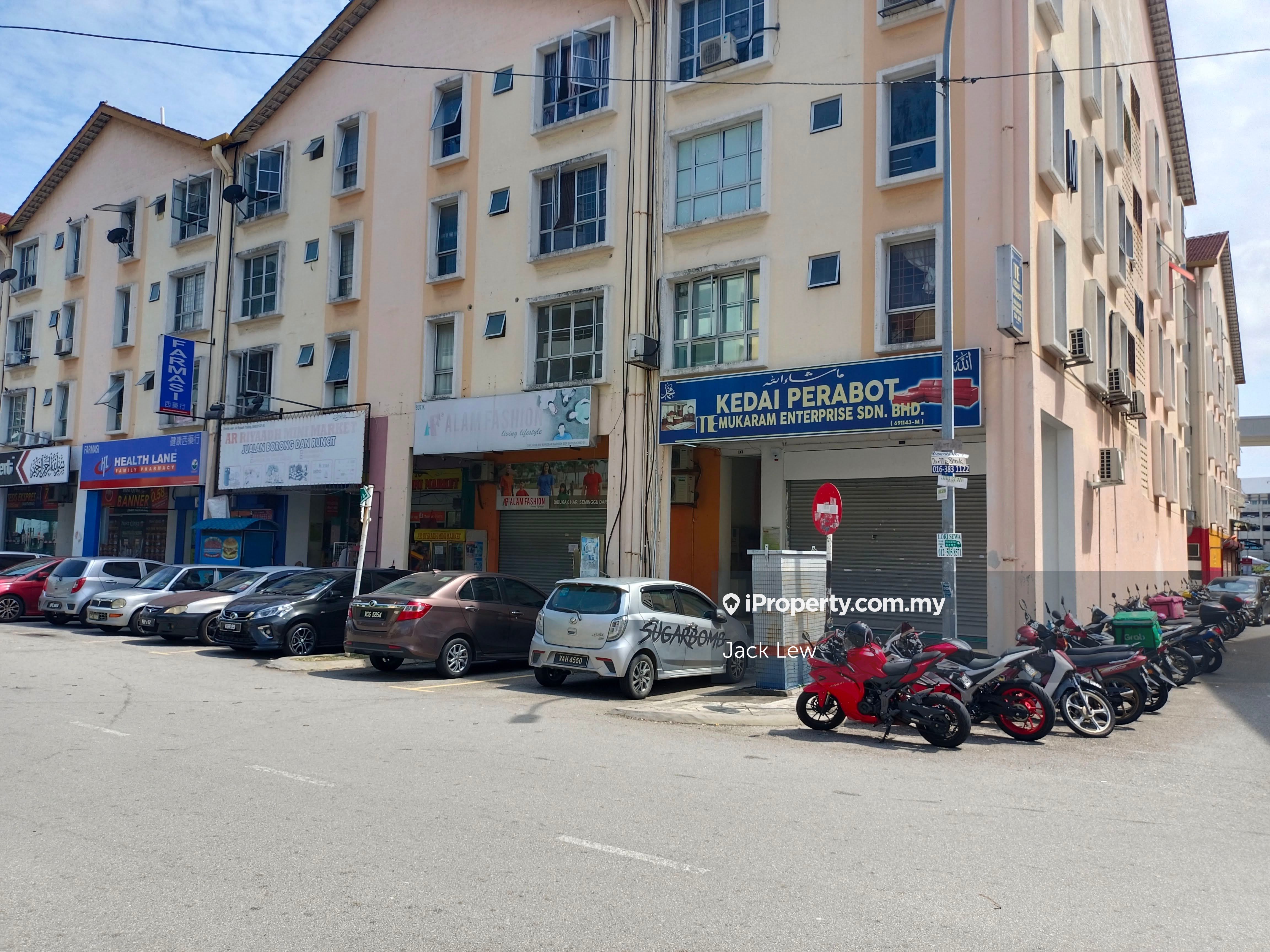 Klang Shop for rent facing main road , Raja Muda, Klang End lot Shop 2