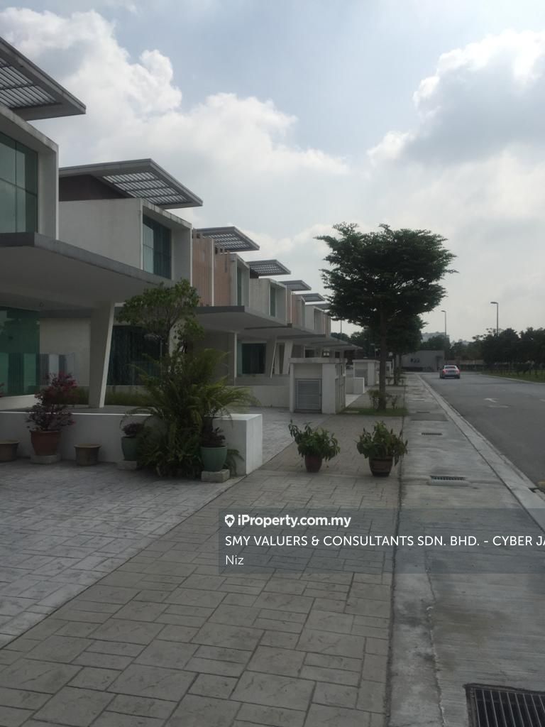 Cassia Garden residence, Cyberjaya Semidetached House 4+1 bedrooms