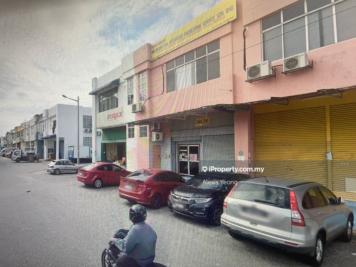 1.5 storey Link Factory , Hi Tech Subang Industrial Park Jalan Nilam