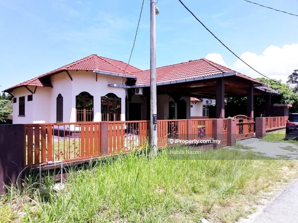 Rumah Banglo Unik utk Dijual @ Peringat, Kota Bharu