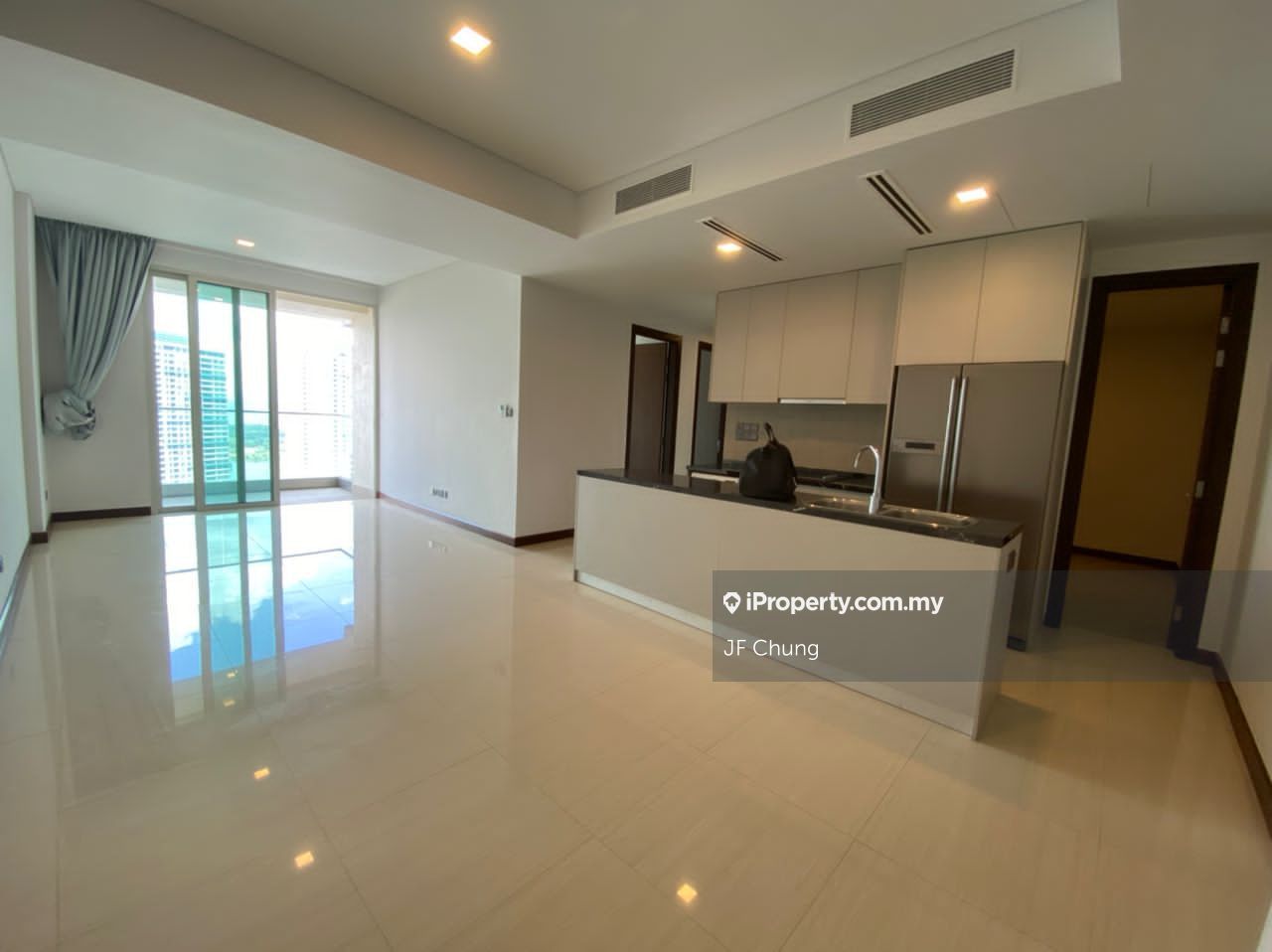 Puteri Cove Residences Serviced Residence 3+1 bedrooms for rent in ...