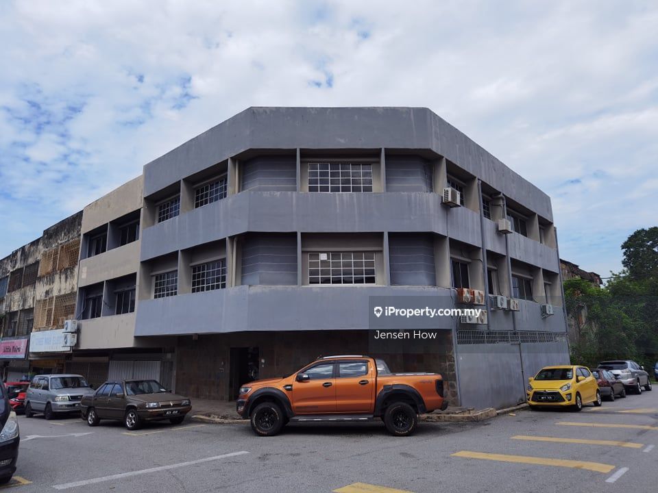 Ampang