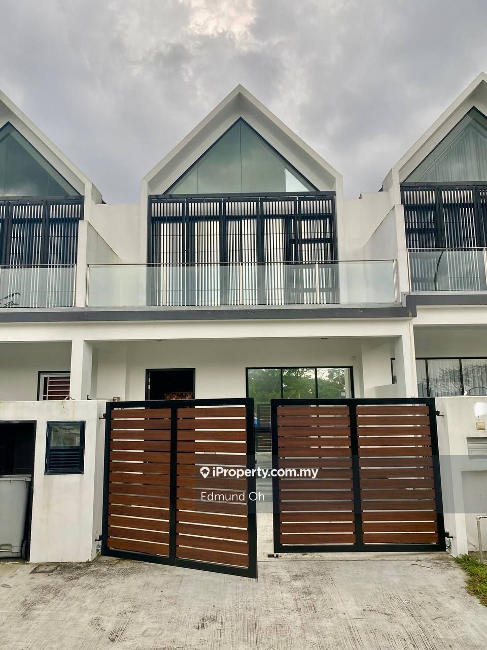 THE STRAITS VIEW HOMES, Permas Jaya Intermediate 2sty Terrace/Link