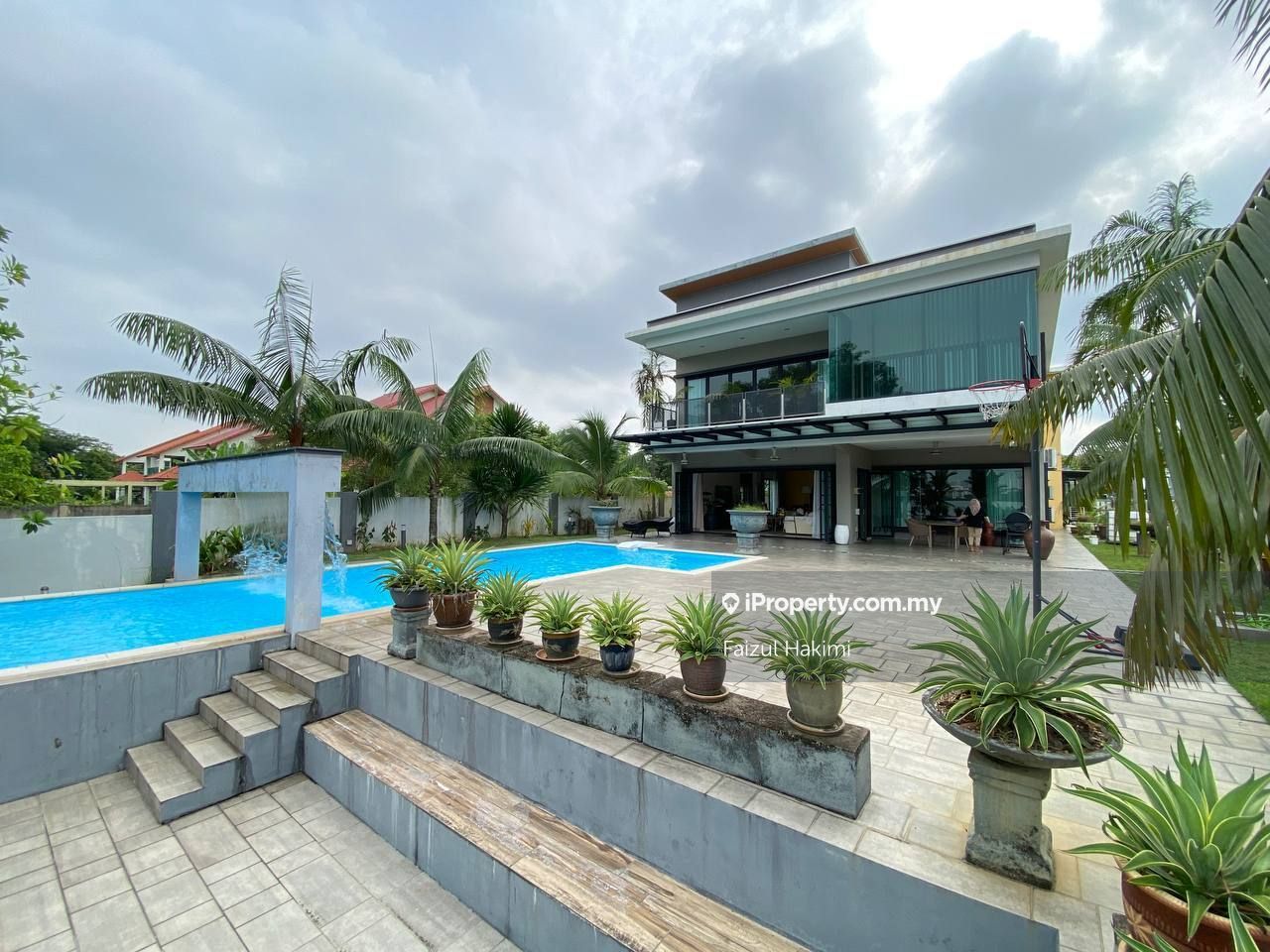 Taman Tasik Prima, Puchong Bungalow 6+2 bedrooms for sale | iProperty ...