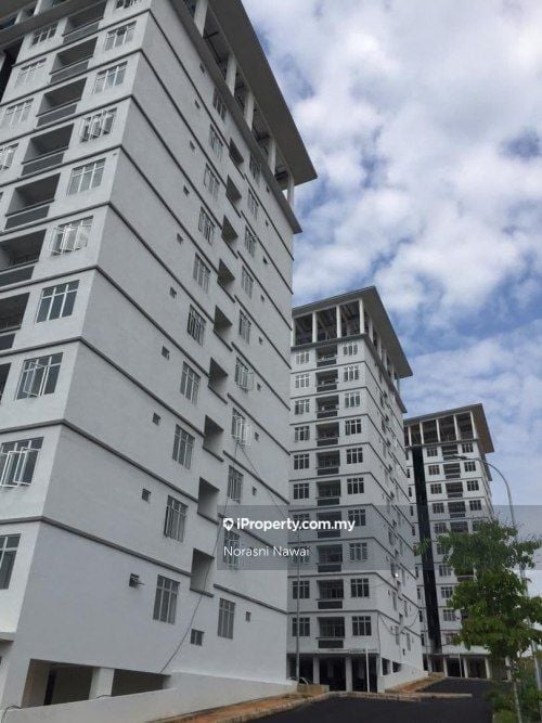 Airtrollis Apartment 3 bedrooms for rent in Labu, Negeri Sembilan ...