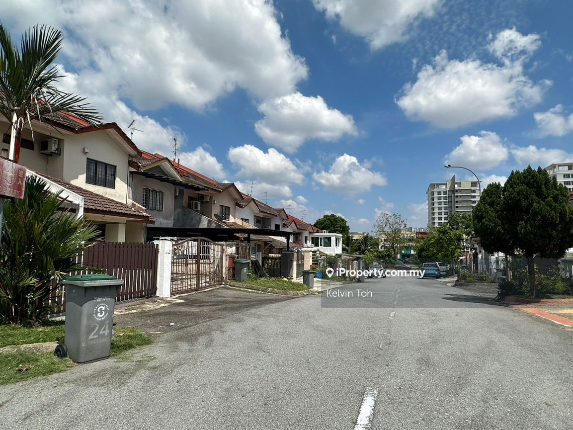 Tmn Mount Austin , Jalan Mutiara Emas 3, Johor Bahru Intermediate 2sty