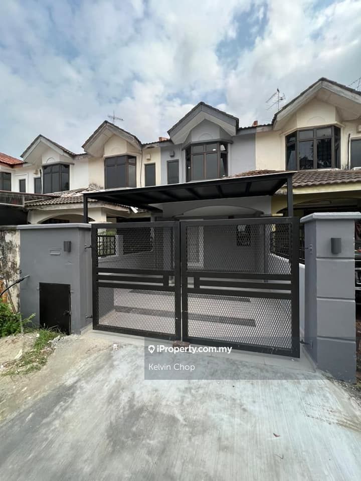 Taman Tan Sri Yaacob Intermediate Flat 3 bedrooms for sale in Skudai