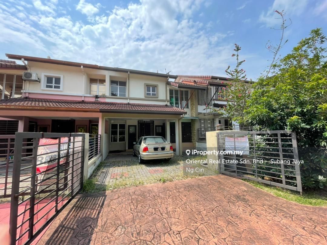 Putra Height, Subang Jaya 2sty Terrace/Link House 4 bedrooms for rent