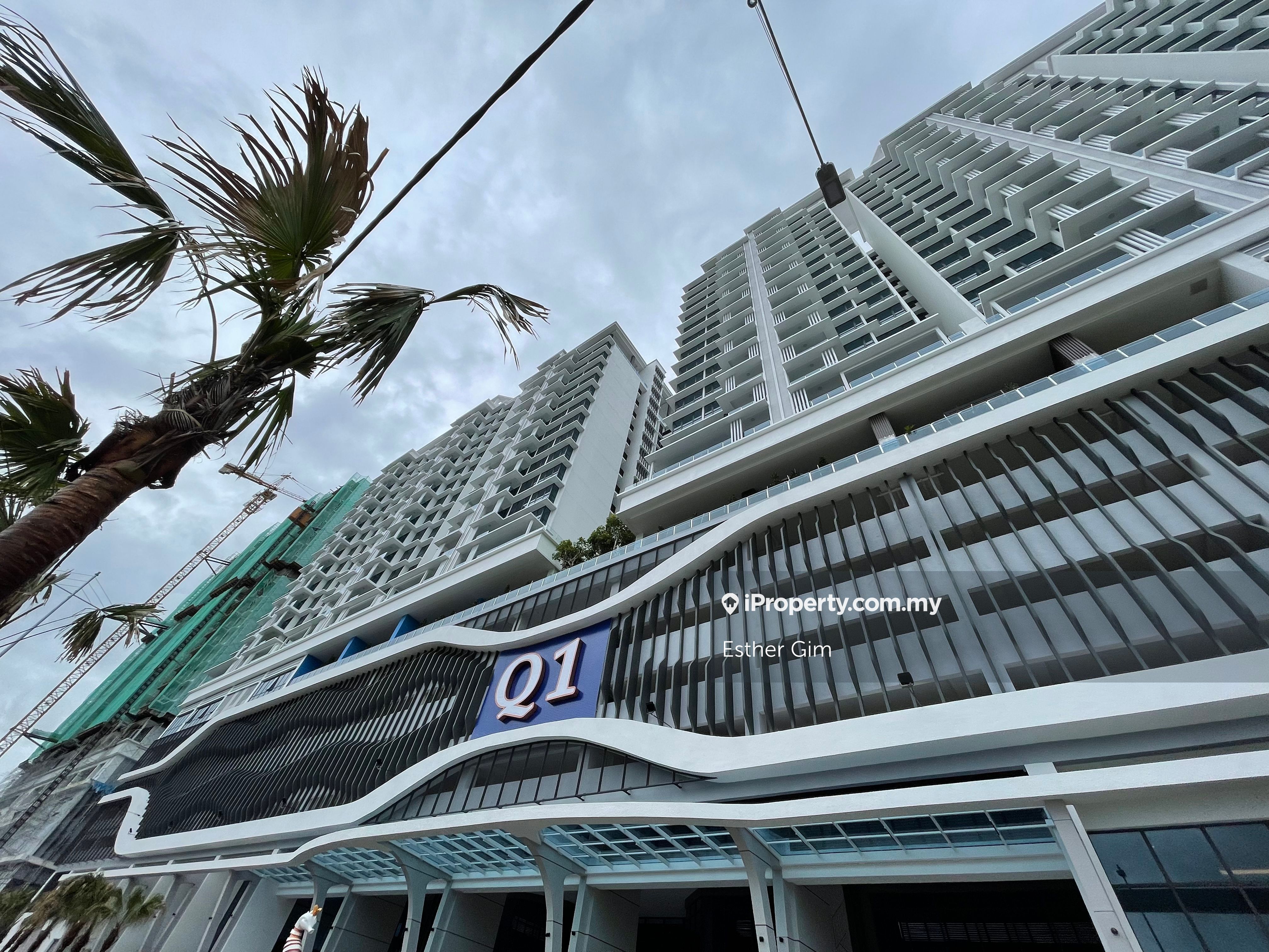 Queens Waterfront Intermediate Condominium 2 bedrooms for sale in Bayan Lepas, Penang