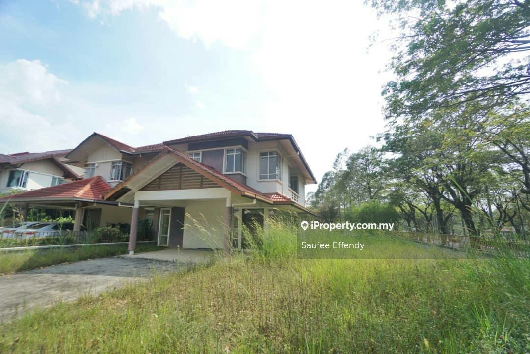 Kota Kemuning Hills Kota Kemuning Corner Lot Semi Detached House 5 Bedrooms For Sale Iproperty Com My