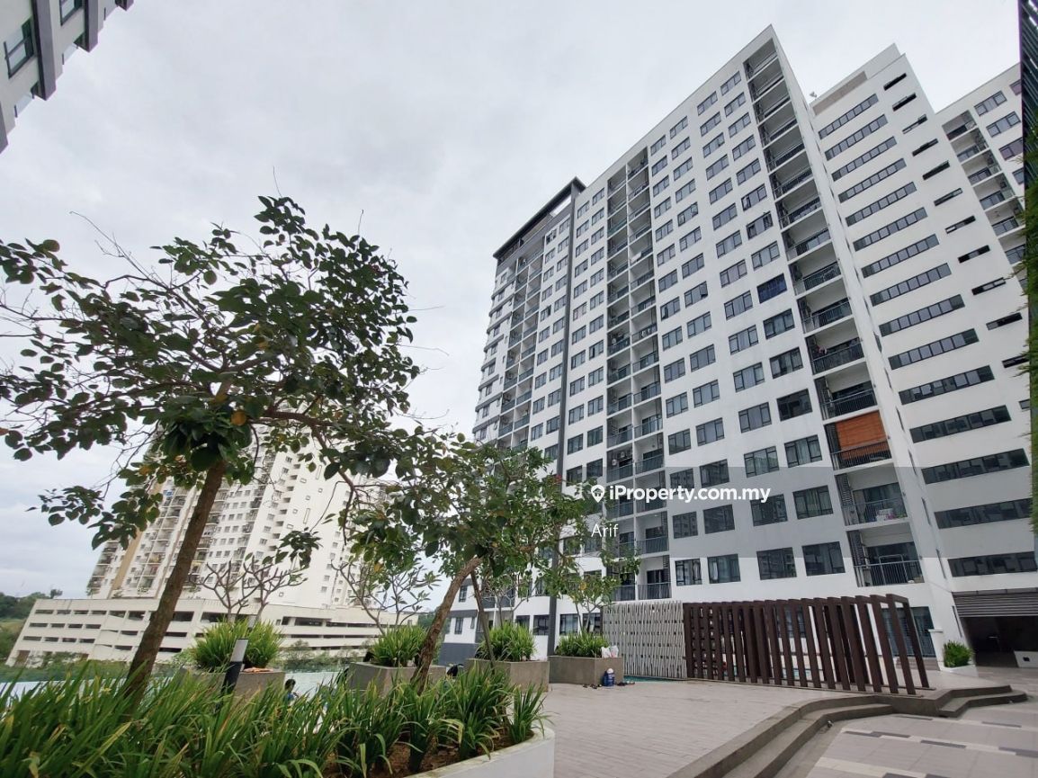 The Greens (Residensi Hijauan) Subang West Condominium 3 bedrooms for