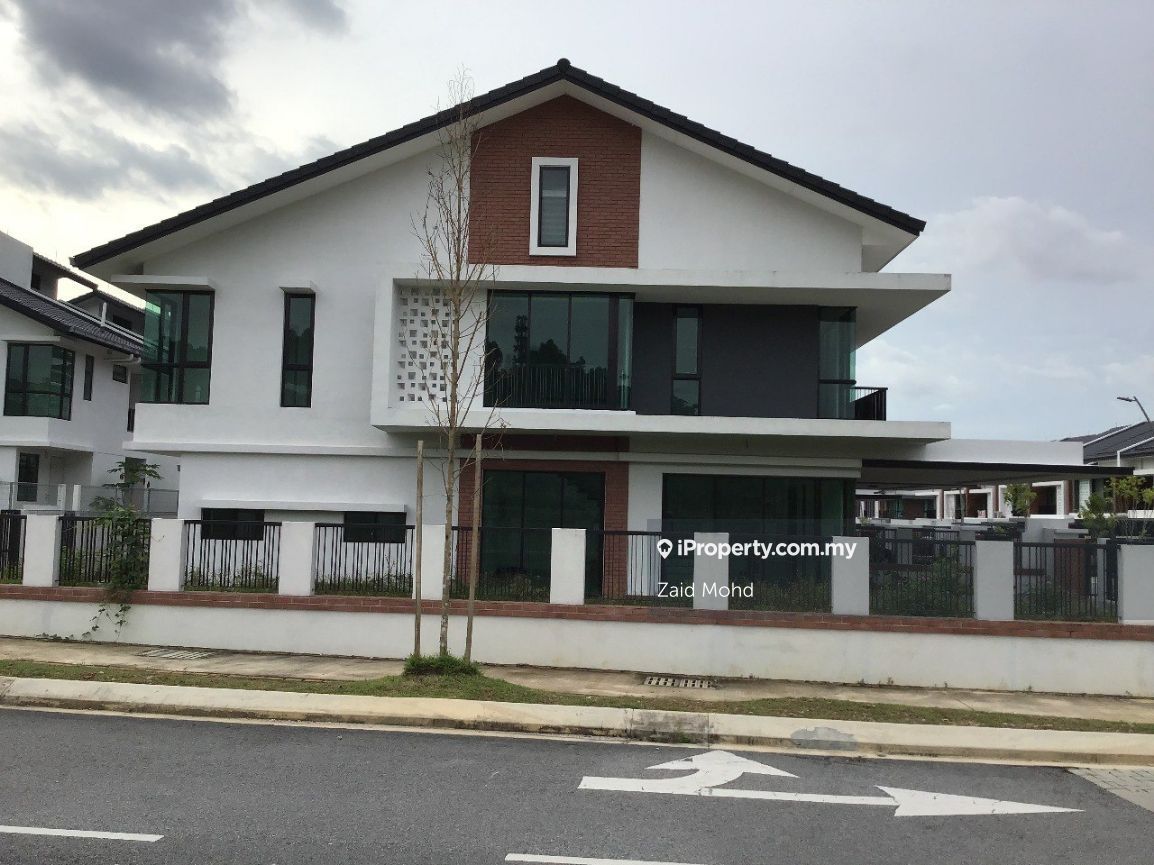 Elmina, Denai Alam Corner lot 2sty Terrace/Link House 4 bedrooms for