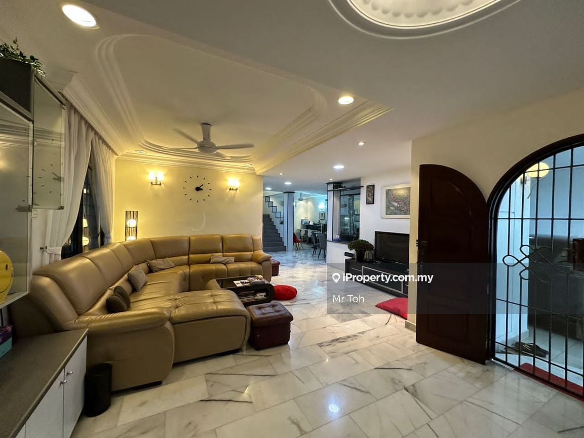 Taman Nong Chik, Johor Bahru for sale - RM1400000 | iProperty Malaysia