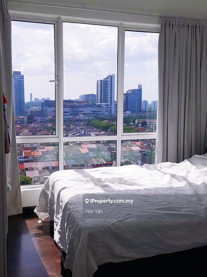 Glomac Damansara, Taman Tun Dr Ismail