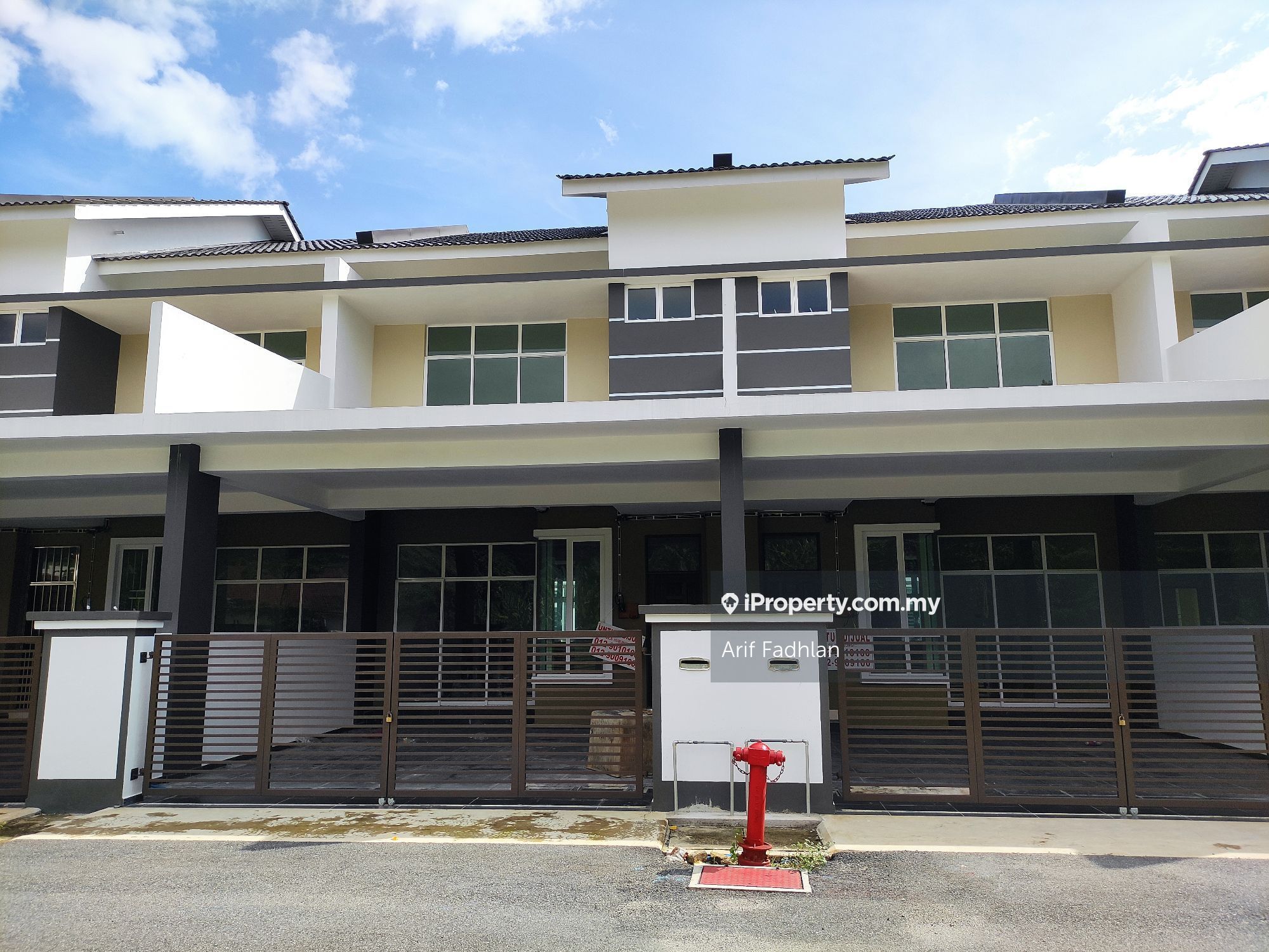 TERES 2 TINGKAT DI WAKAF BHARU (NON BUMI LOT), Wakaf Baru
