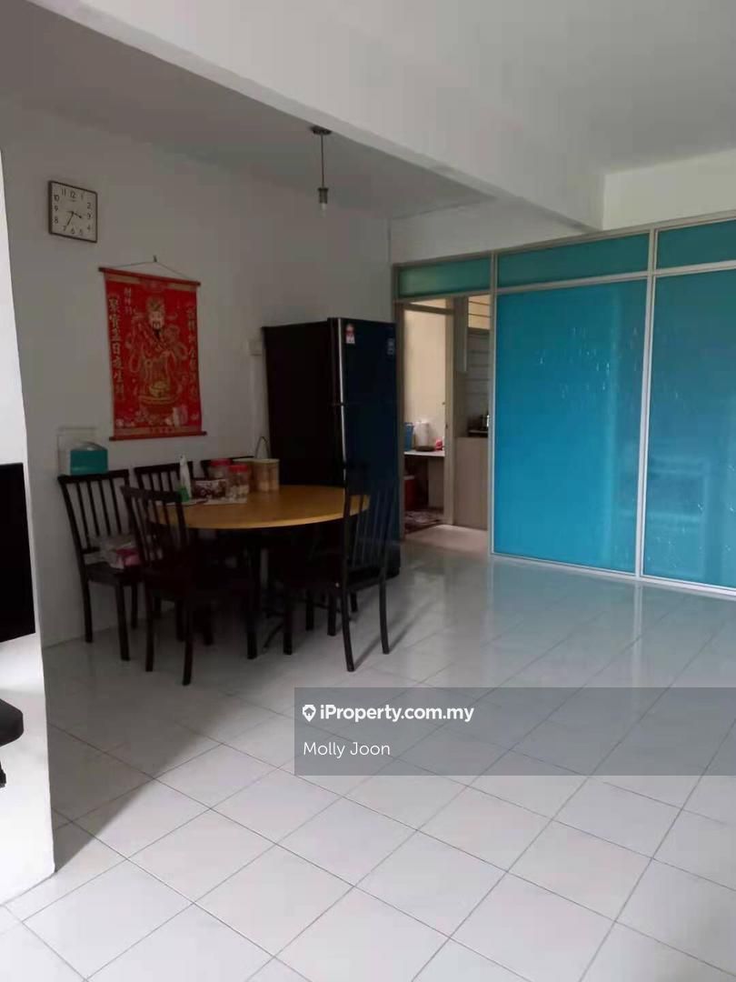 Rose Villa Apartment, Taman Puteri Kulai, Kulai