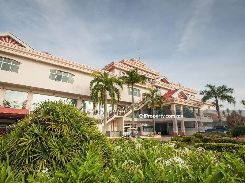 Orna Resort Country Club Jalan Gapam , Ayer Keroh