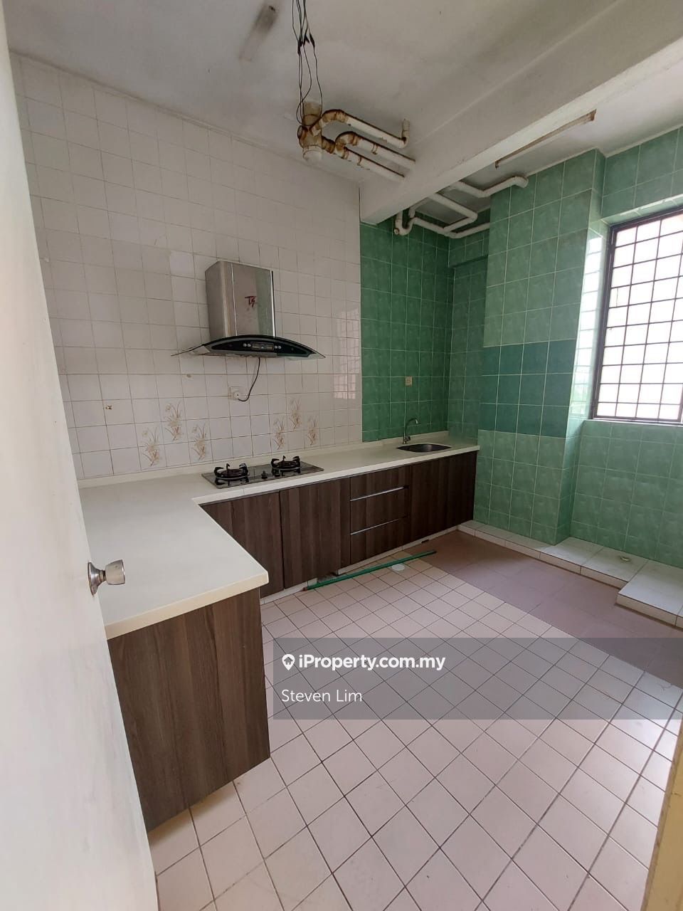 Sri Manja Court Intermediate Condominium 3 bedrooms for rent in Petaling Jaya, Selangor