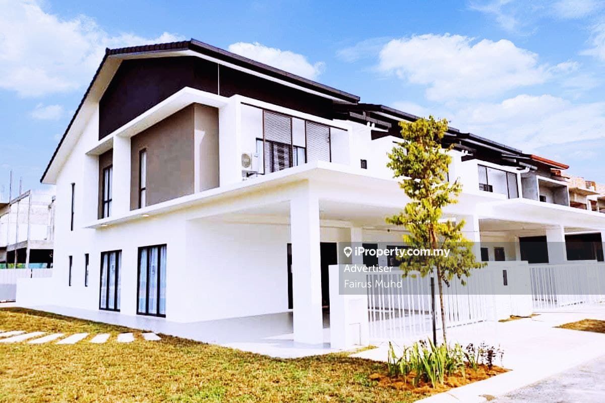 Near ERL Salak TINGGI Sepang, Dengkil