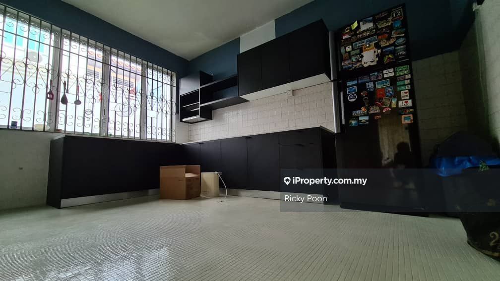 Taman Overseas Union Garden Oug Intermediate Semi Detached House 5 Bedrooms For Sale Iproperty Com My