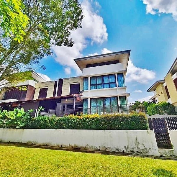 Precinct 8 Putrajaya Lakefront Semi D Unit Putrajaya Intermediate Semi Detached House 5 Bedrooms For Sale Iproperty Com My