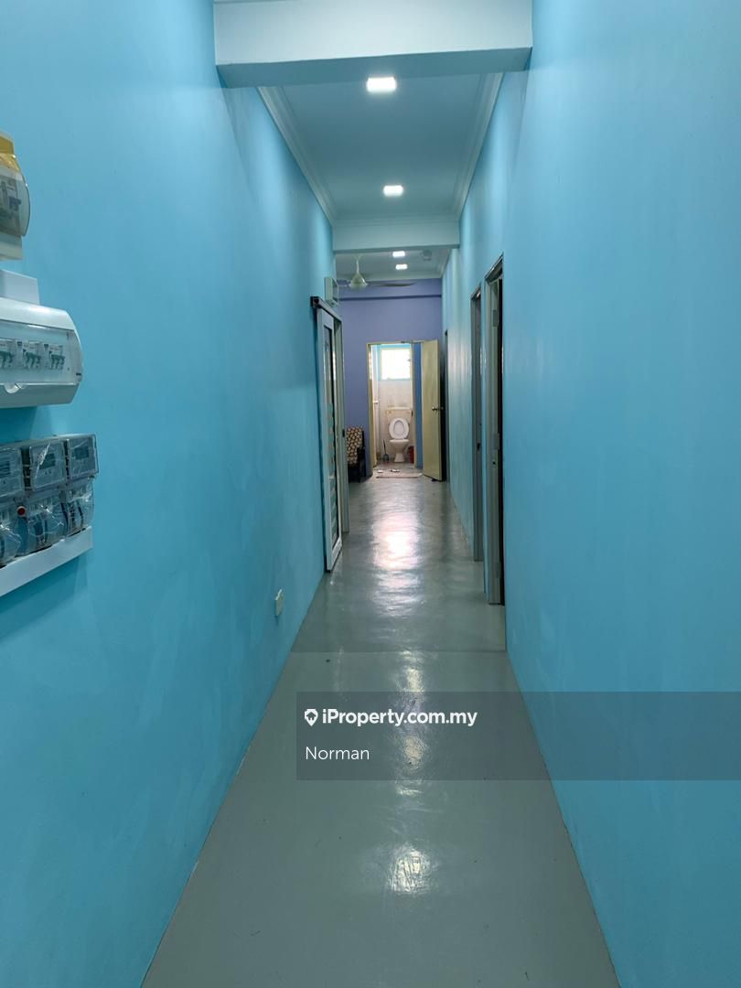 Fully Furnished Office | Seremban 2, Seremban 2 Shop-Office 4 bedrooms