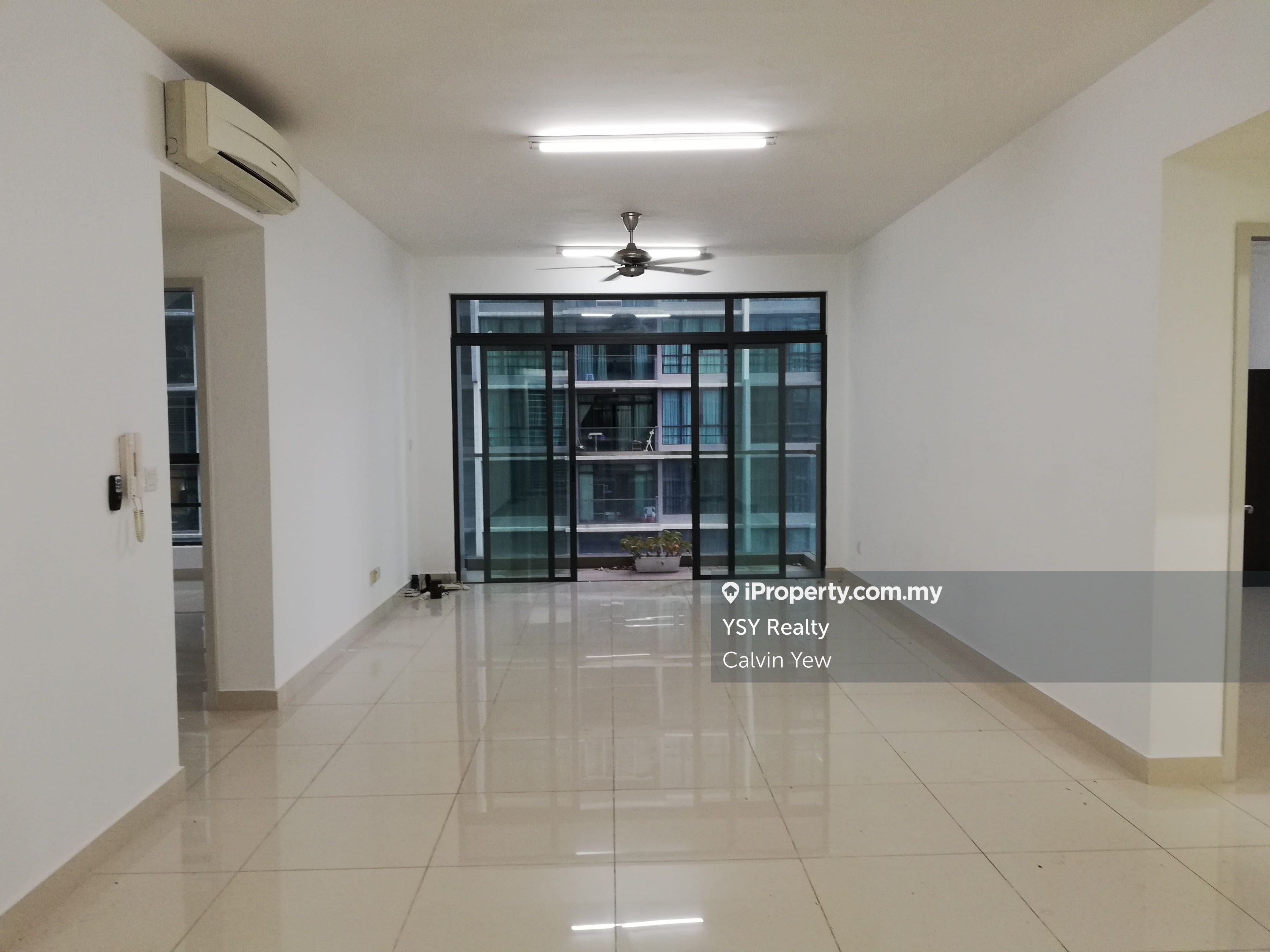 The Z Residence Intermediate Condominium 3 Bedrooms For Rent In Bukit 