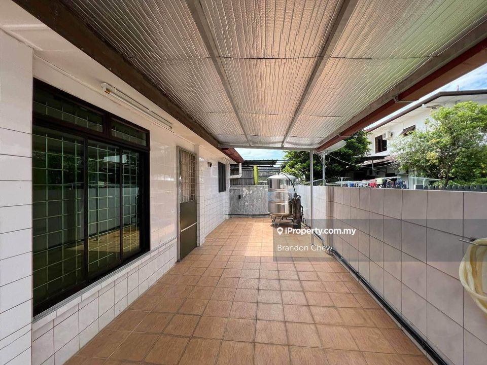 Kuching Semidetached House 4 bedrooms for sale