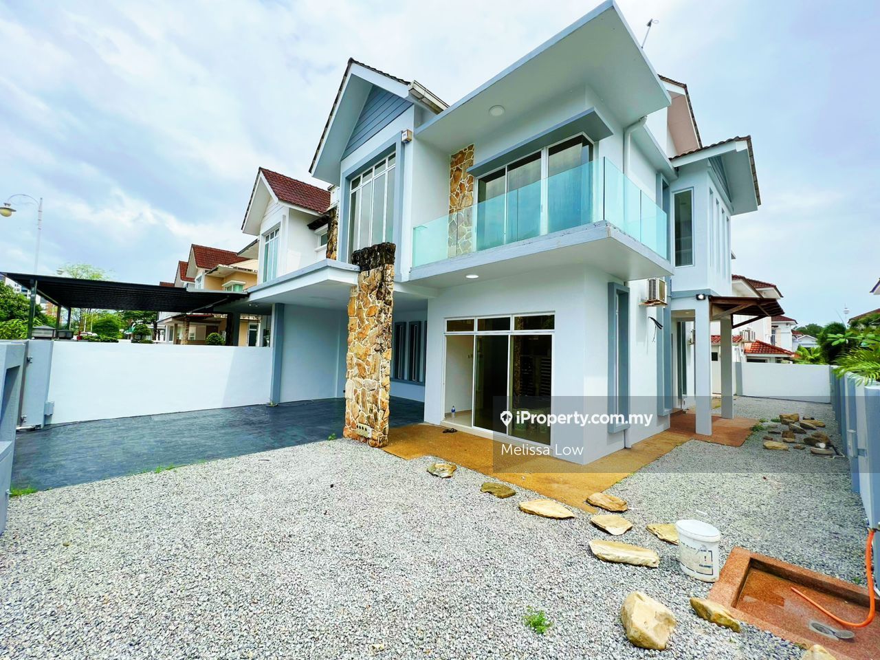 Taman Casa Amira, Perling Semidetached House 4+1 bedrooms for sale