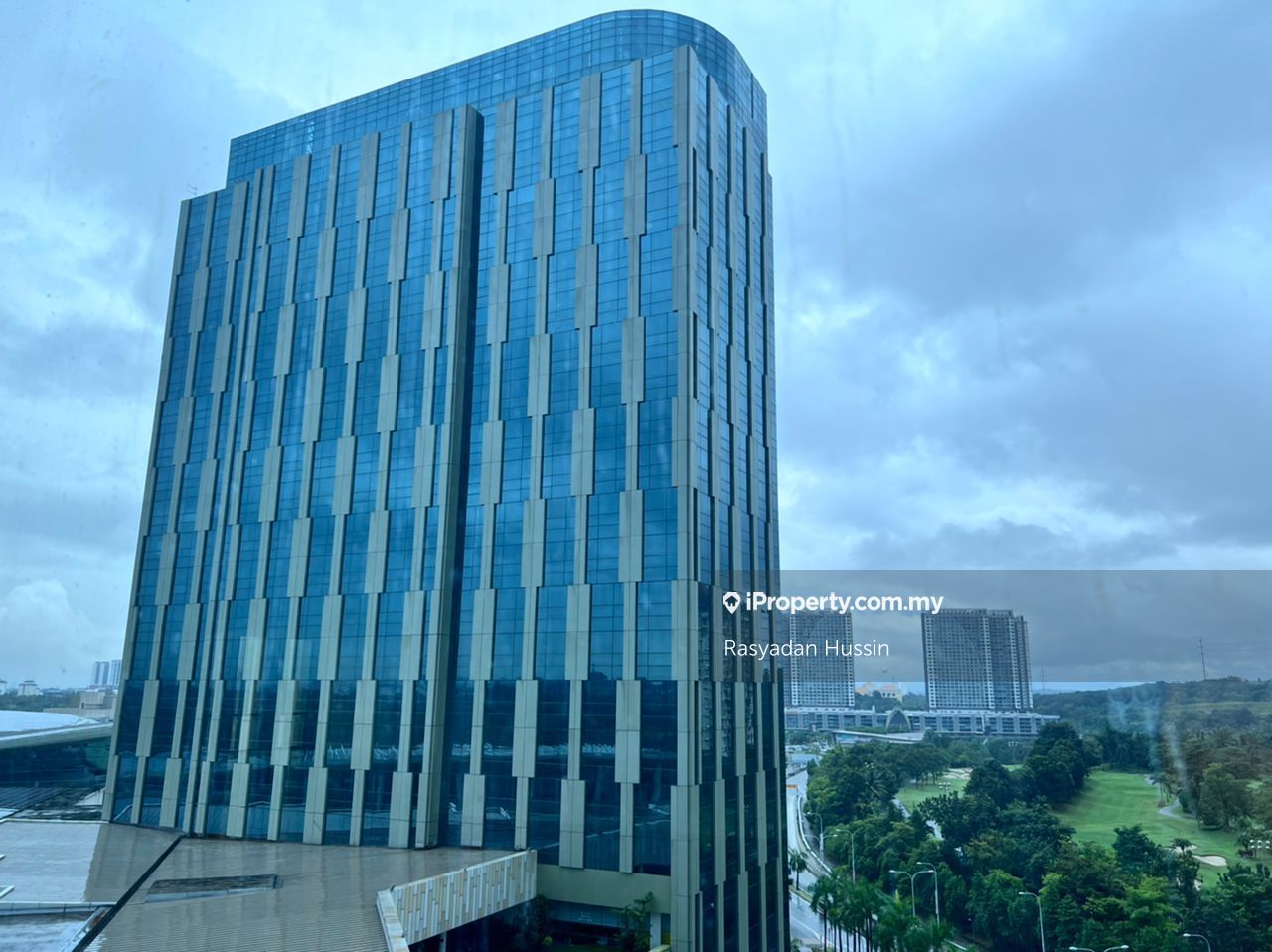Corporate Office Putrajaya IOI City Grade A + Green Building , IOI