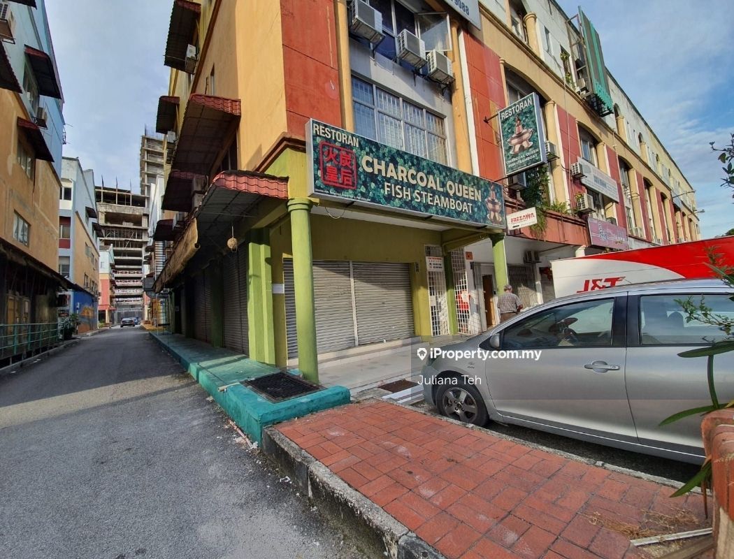 Regalia Business Centre Usj 1 Subang Jaya End Lot Shop For Rent Iproperty Com My