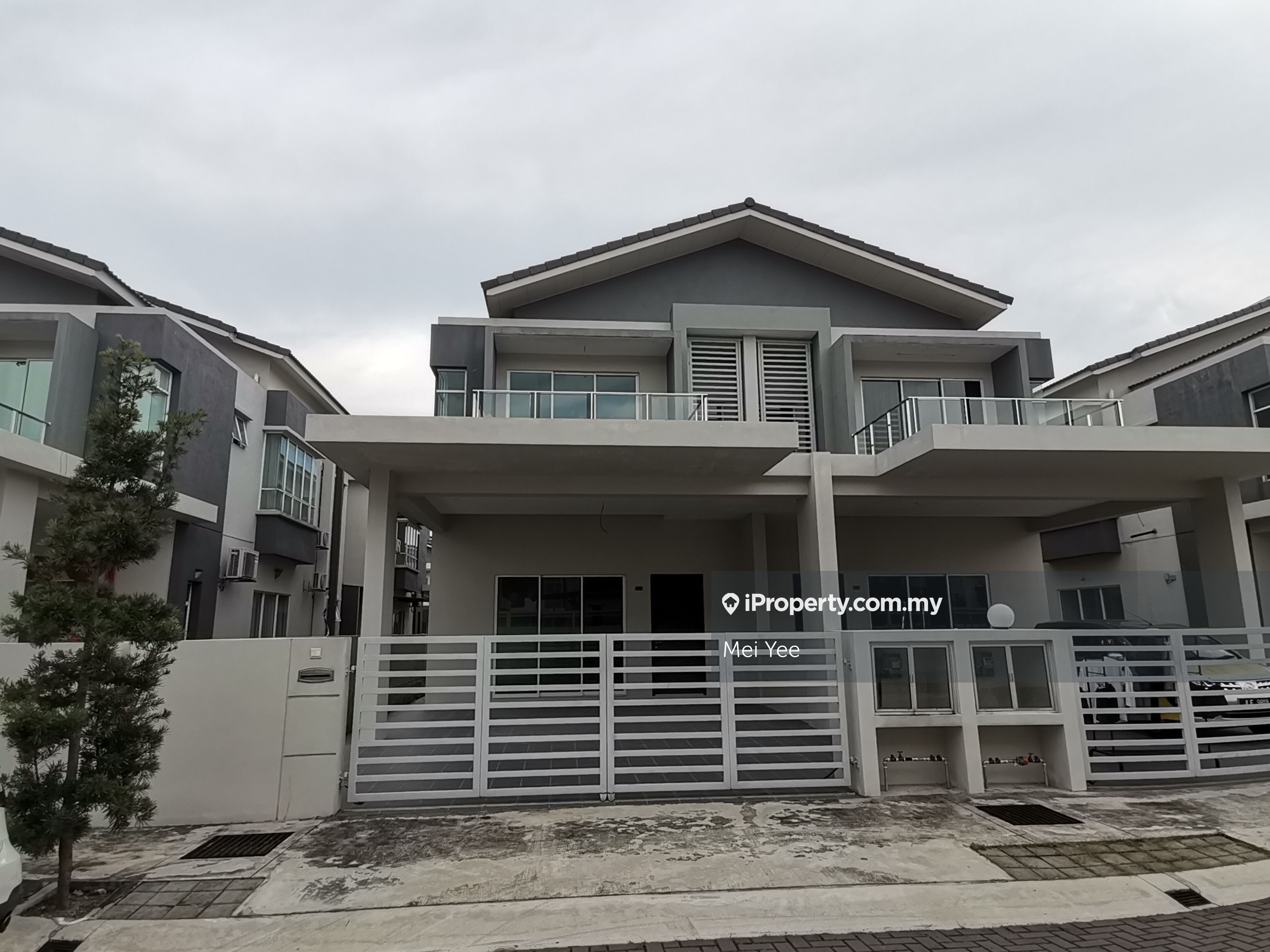 Villa Raintree 1 Double Storey Semi D, Simpang Ampat Intermediate Semi ...