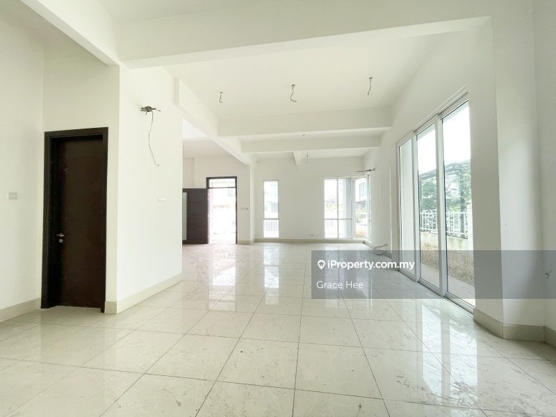 Villa Heights Villa Avenue Equine Park , Seri Kembangan Intermediate