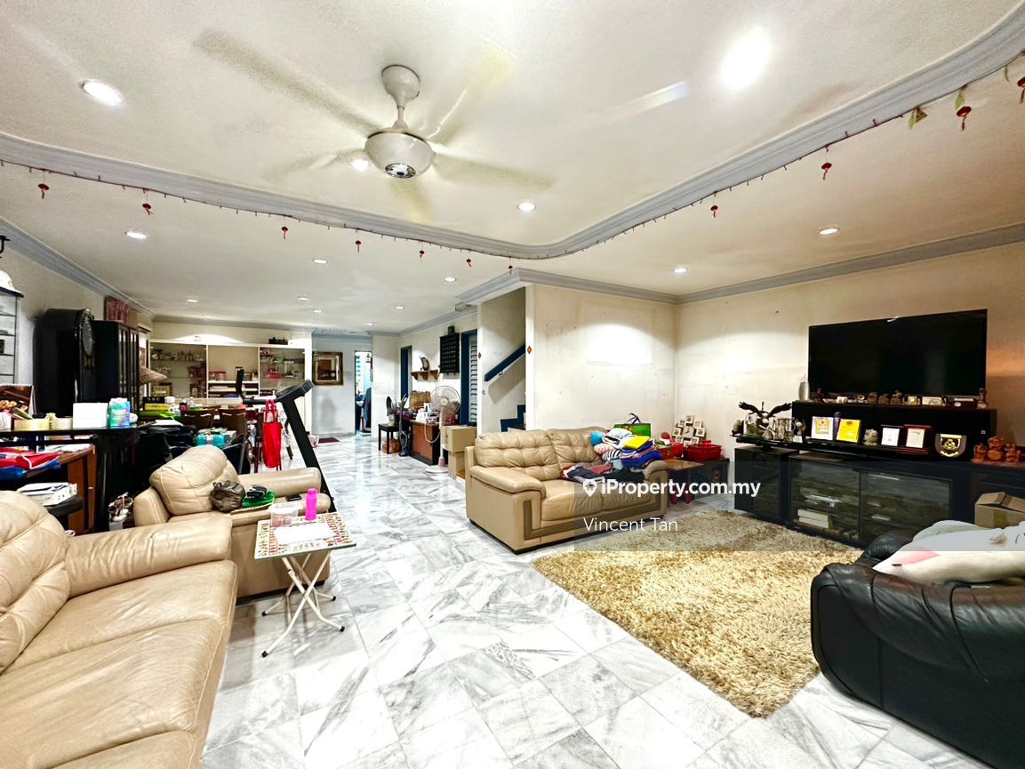 Bandar Sri Damansara End lot 2-sty Terrace/Link House 4+1 bedrooms for ...