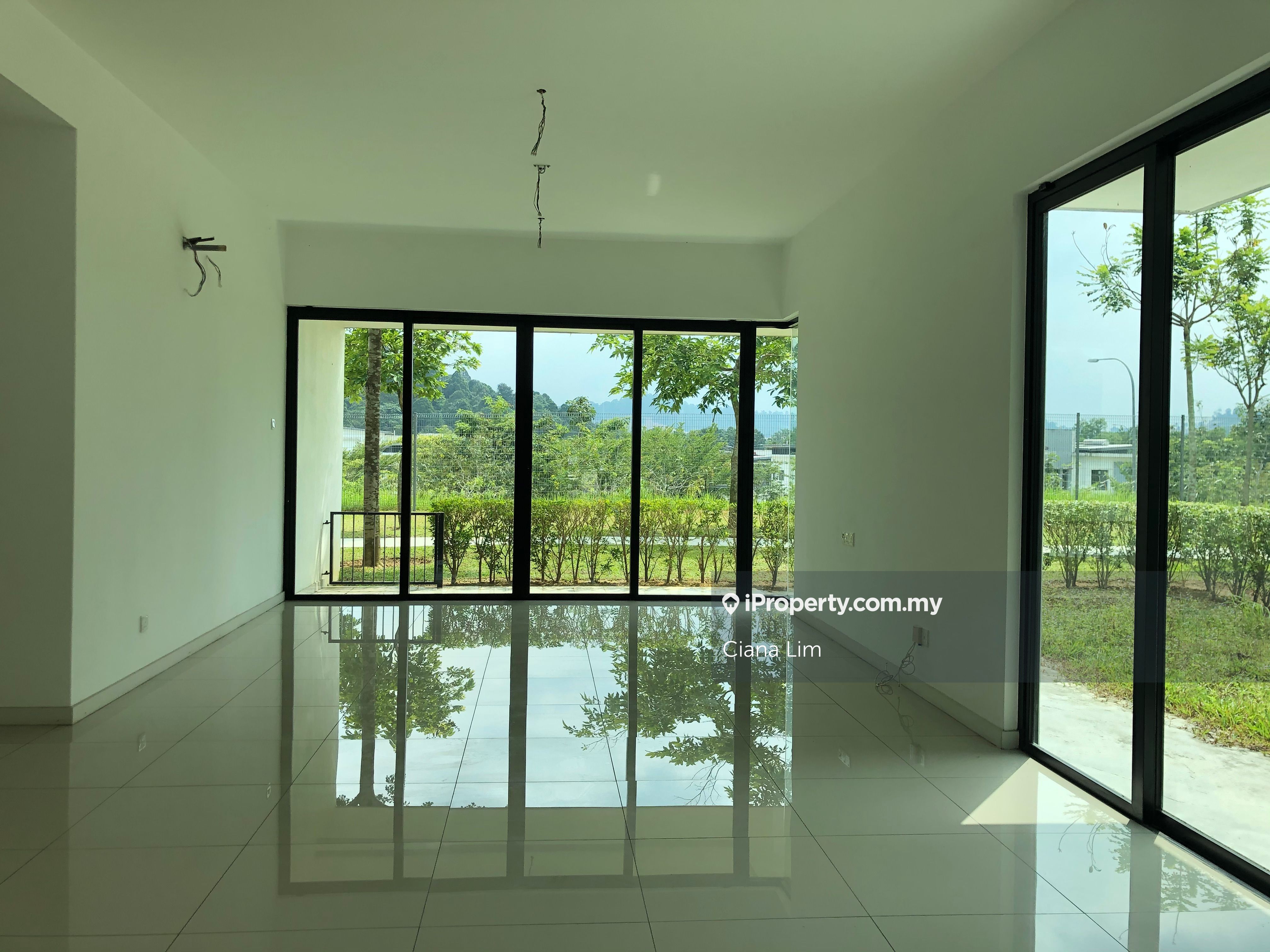 Primer Garden Town Villas, Cahaya SPK, Shah Alam Corner lot Townhouse 3