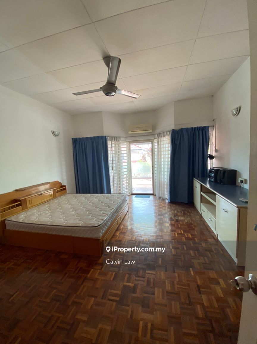 Bu2, Bandar Utama Intermediate 2sty Terrace/Link House 4 bedrooms for