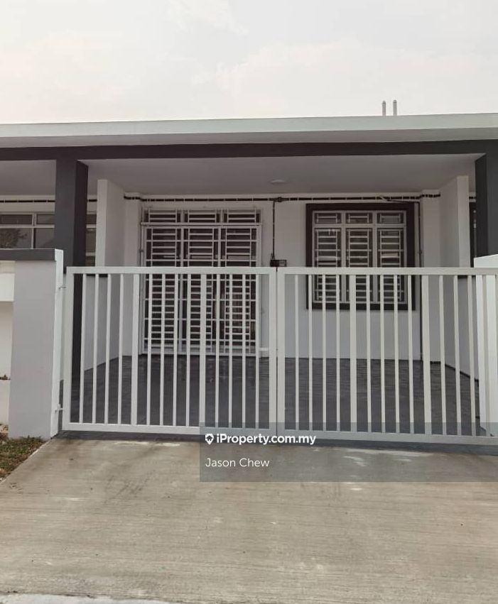 Bandar Ainsdale , Bukit Kepayang Intermediate 1sty Terrace/Link House 3 bedrooms for rent