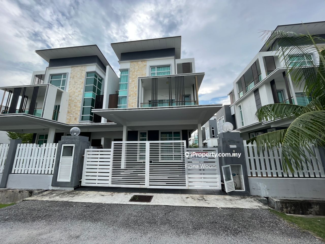 Taman Klebang Utama, Klebang Semi-detached House 5 bedrooms for rent