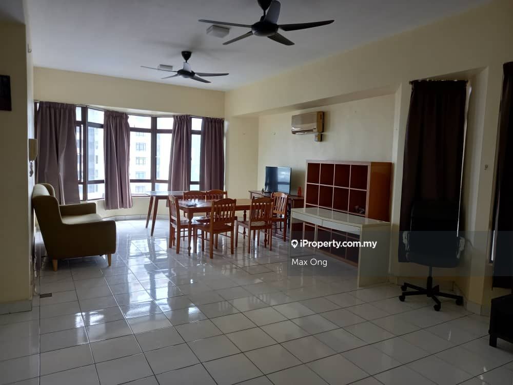 Robson Condominium End lot Condominium 3 bedrooms for rent in Seputeh