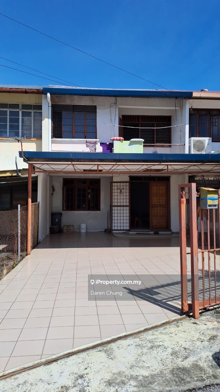 Nanas Road Double Storey Terrace House For Sale, Kuching for sale