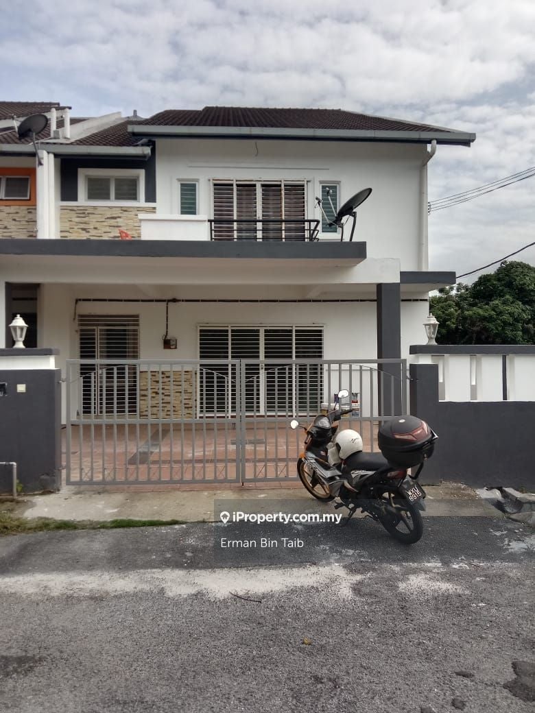 Bandar Mahkota Cheras, Cheras 2-sty Terrace/Link House 4 bedrooms for ...