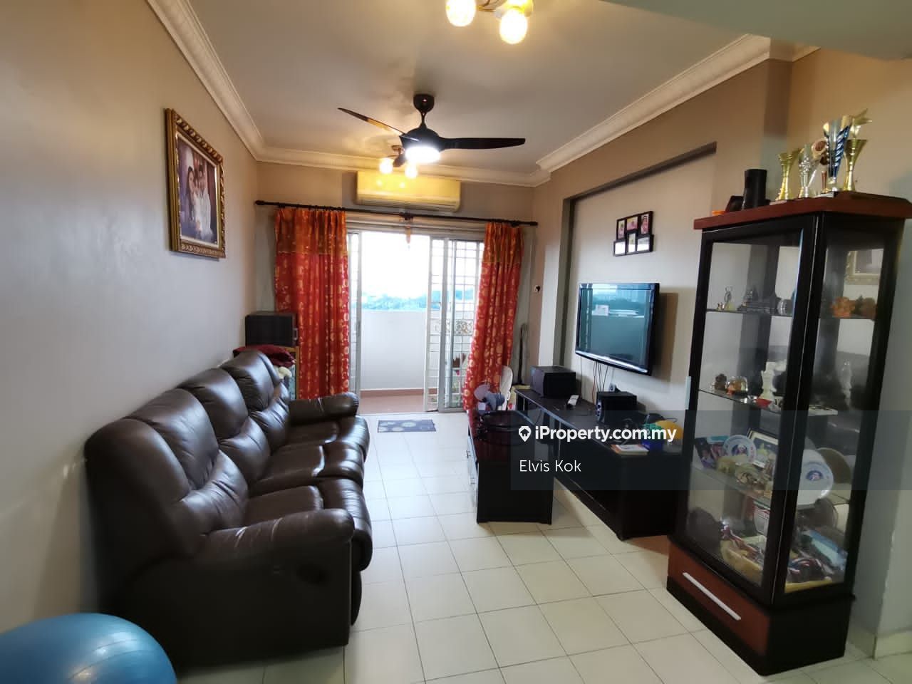 Serdang Villa Apartment Intermediate Apartment 3 bedrooms for sale in